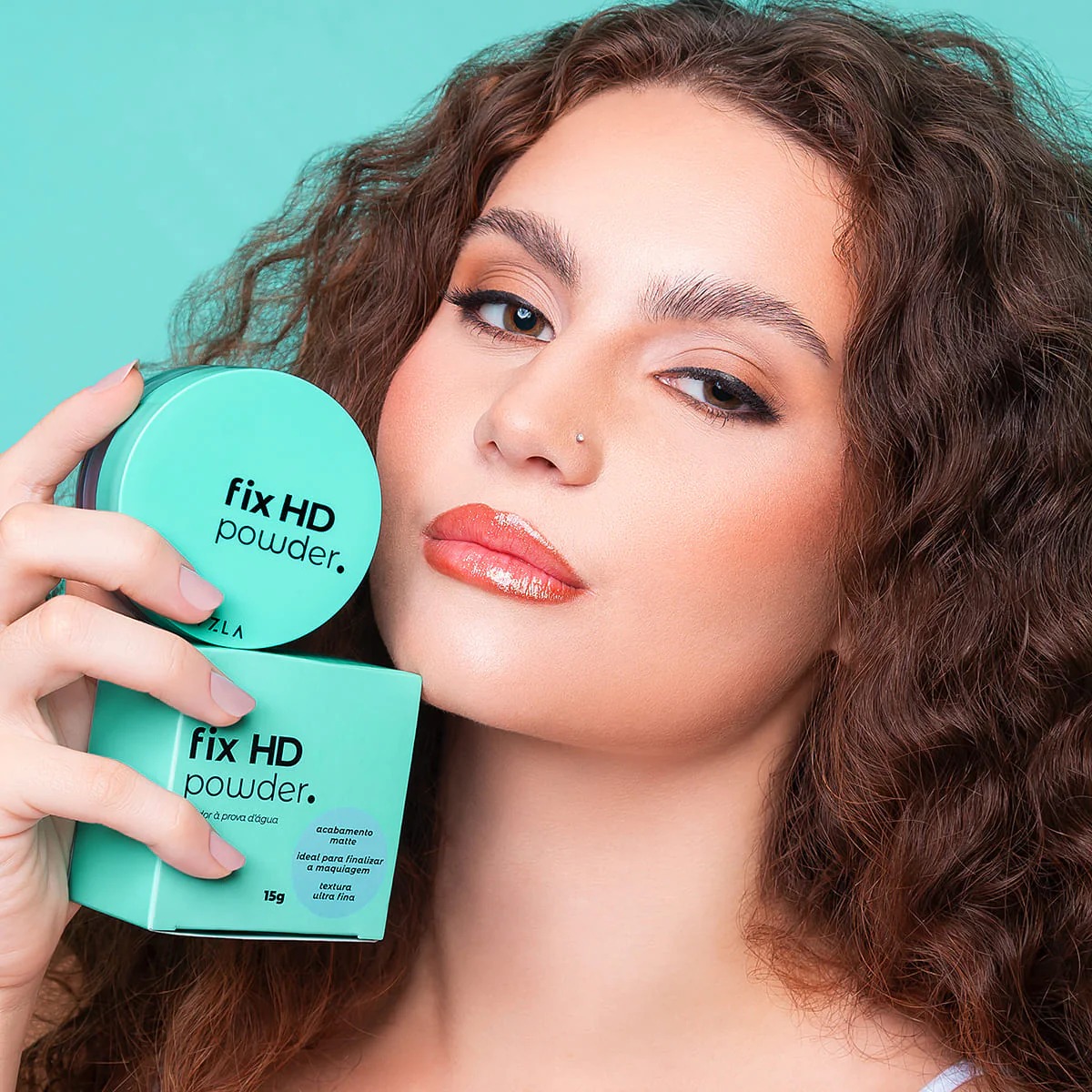Embalagem aberta do Fix HD Powder Vizzela com trava e peneira dosadora