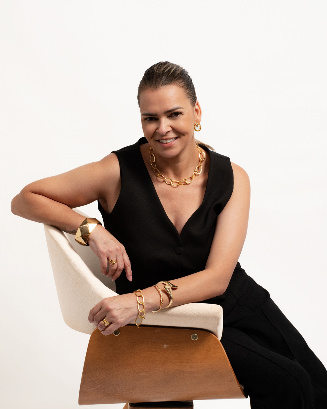 Liliane fundadora da Liliane Semijoias