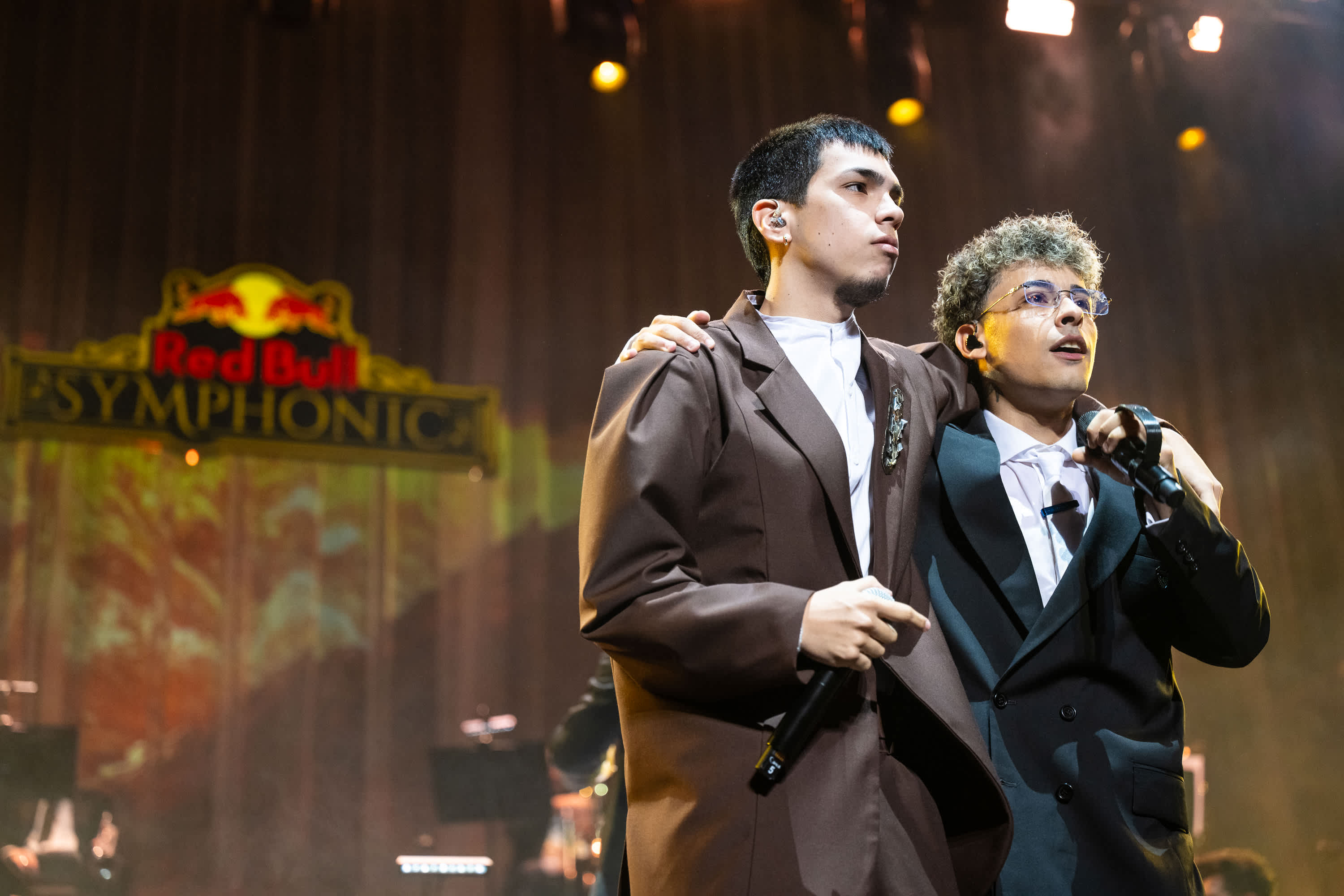 Milo J - Sinfónico Trueno - Atelier Molina