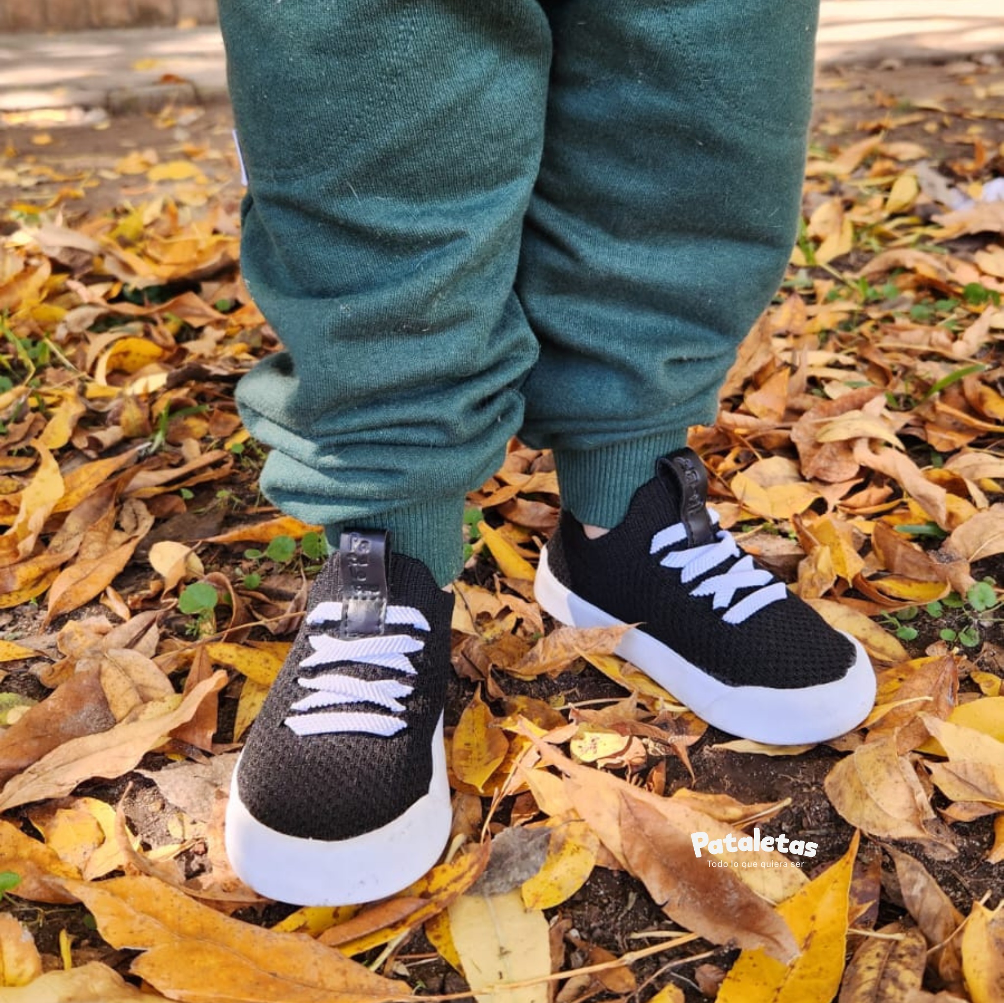 Zapatilla_ergonomica_bebe_primeros_pasos_negro