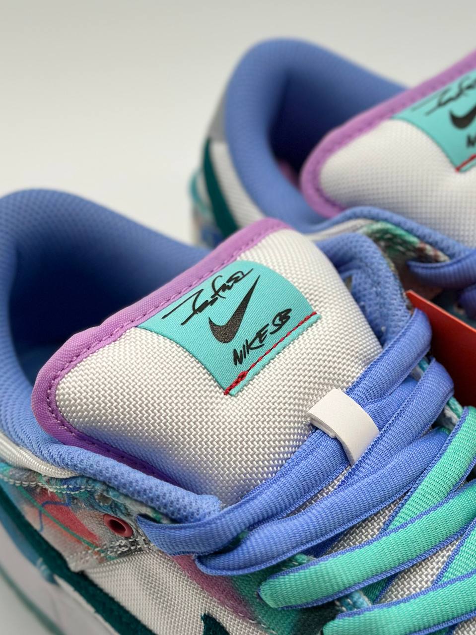 Nike SB Dunk Low Futura Laboratories Yantax