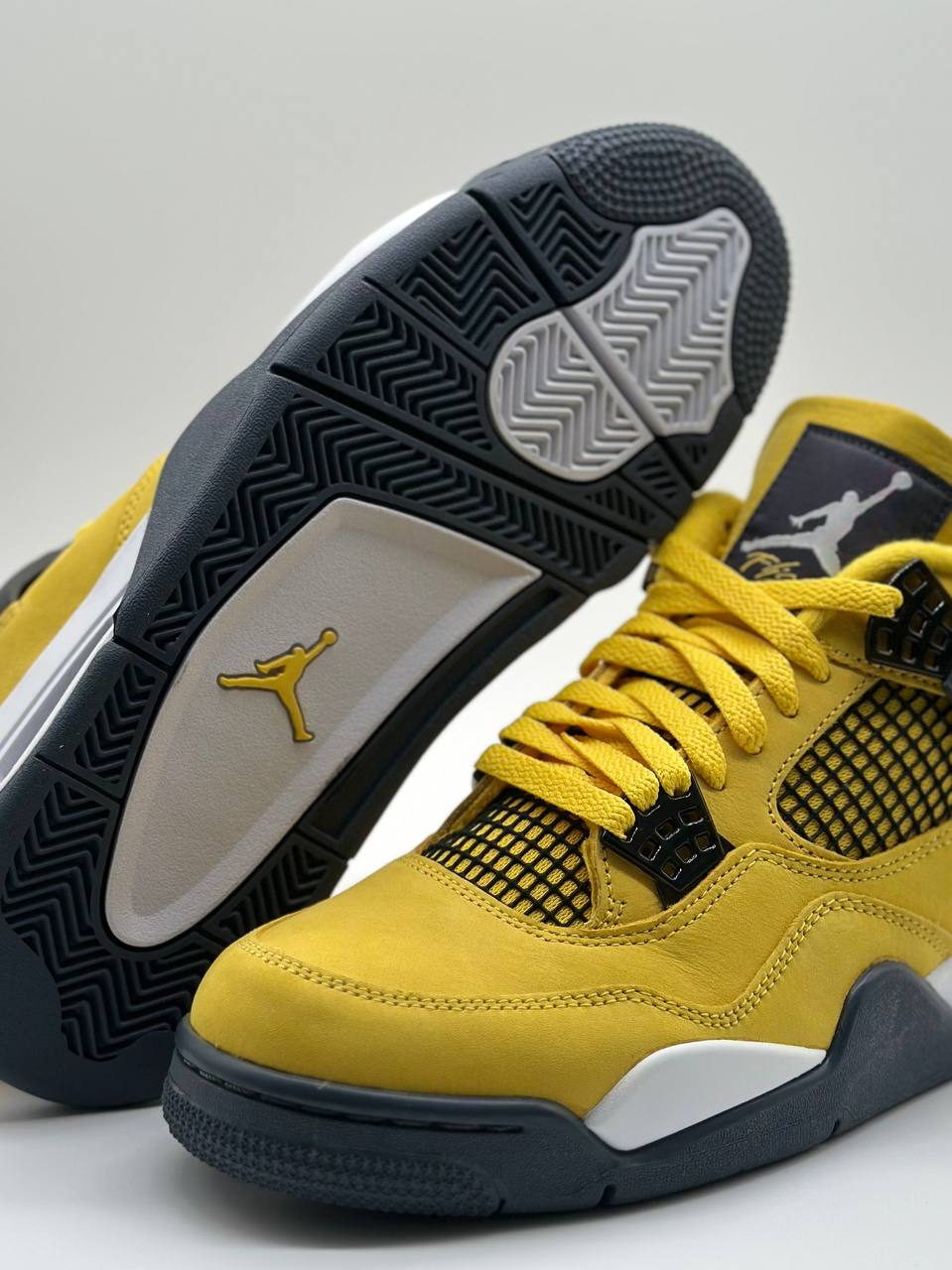 Jordan-4-Lightning-2021-Suela-Yantax