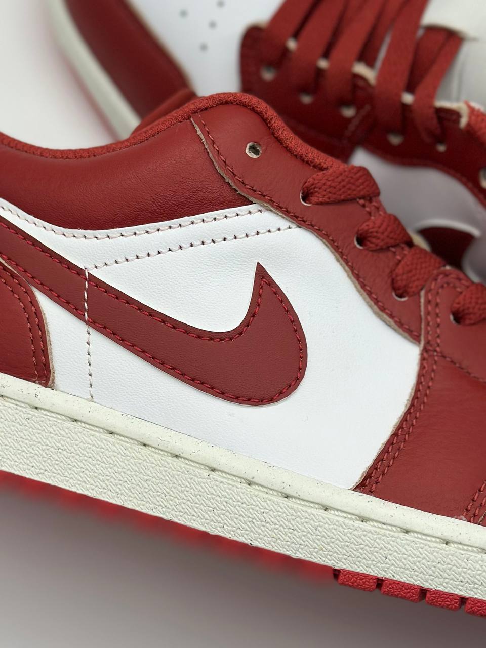 Jordan 1 Low SE Dune Red Yantax