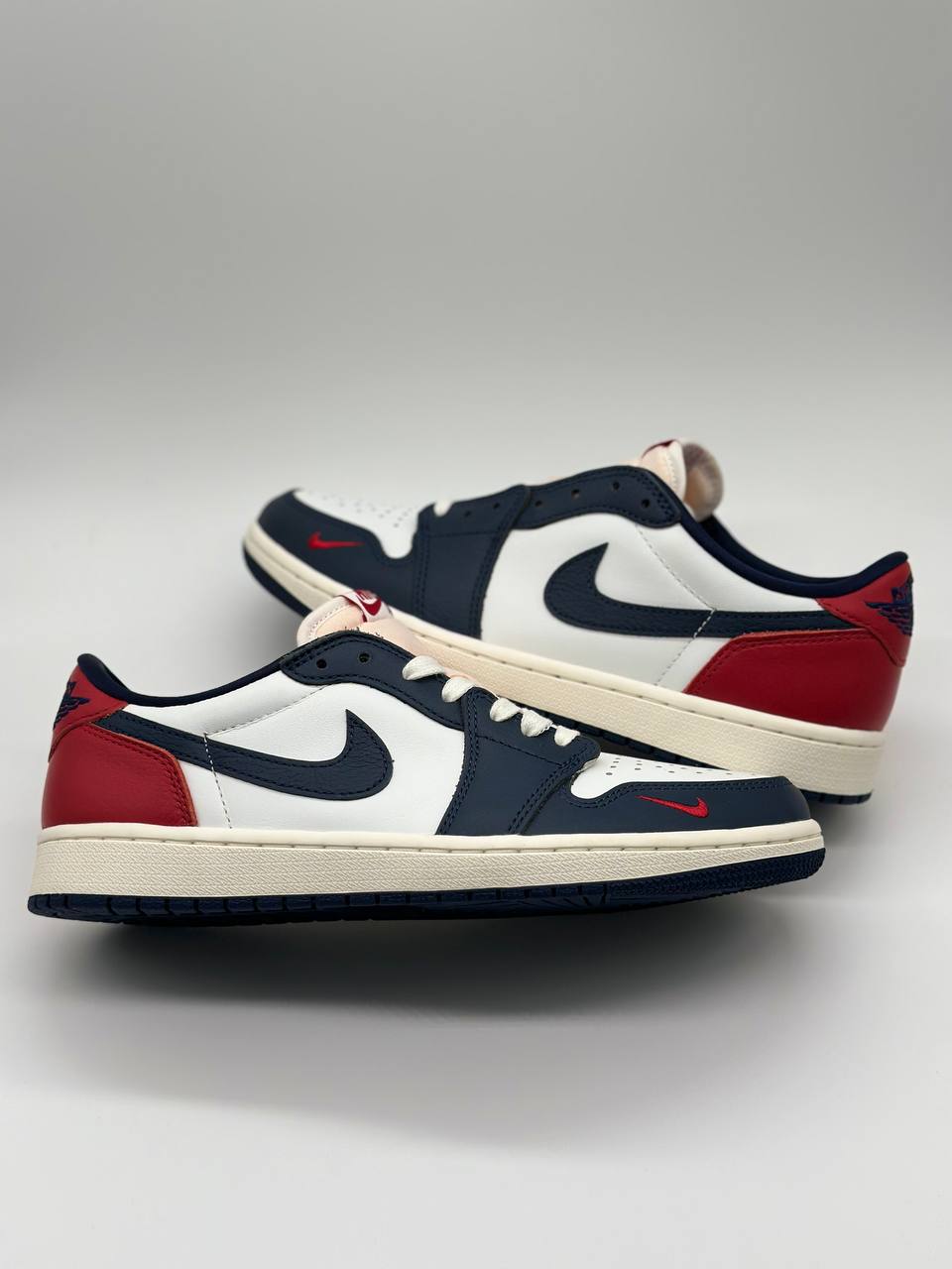 Jordan 1 Low OG Howard University 