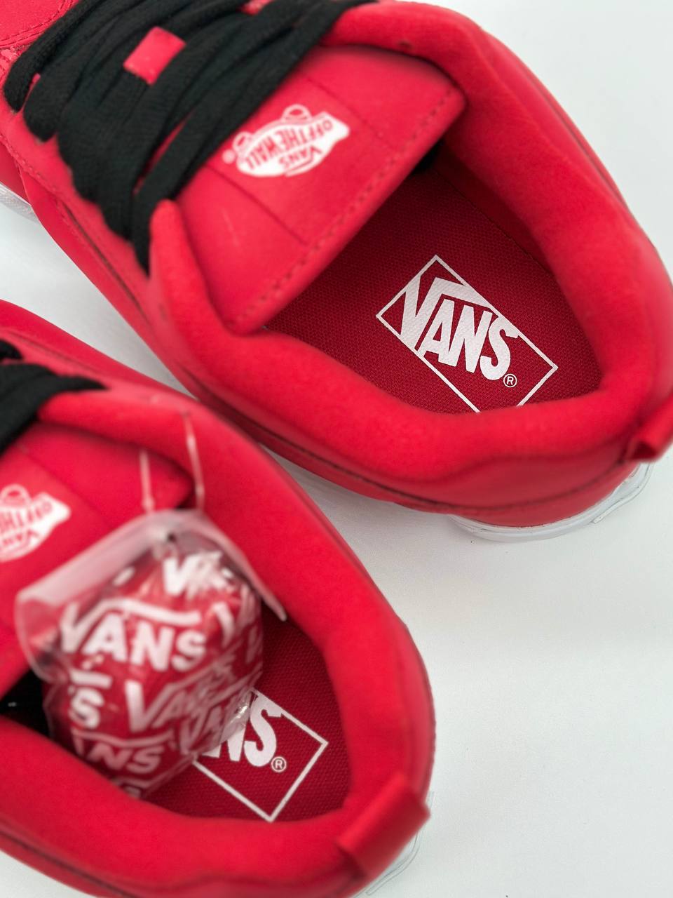 Vans Knu Skool Black Red