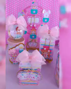 Kit básico de papelaria luxo Circo Rosa