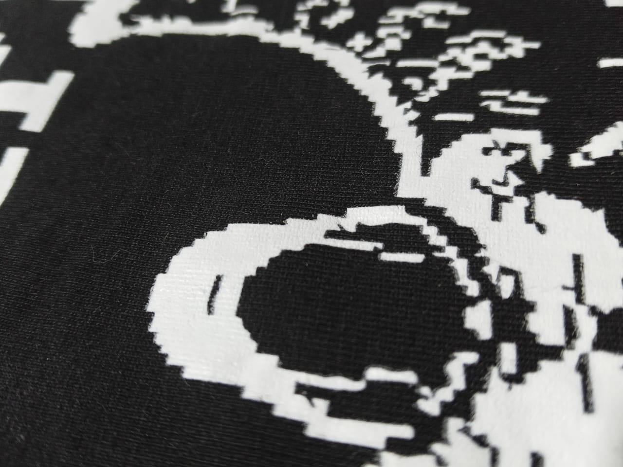 Exemplo DTF - Camiseta Game Over