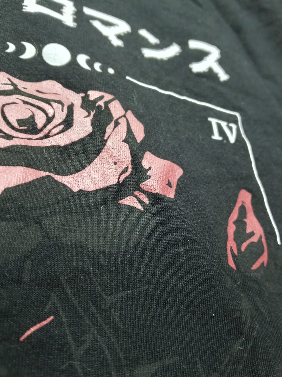 Exemplo Silk - Camisa Dark Romance