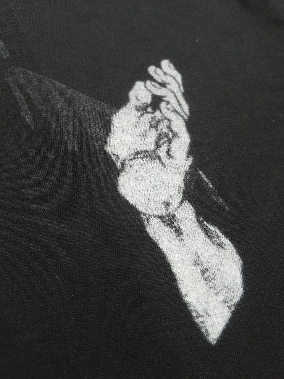 Exemplo DTG - Camisa Sacrifice