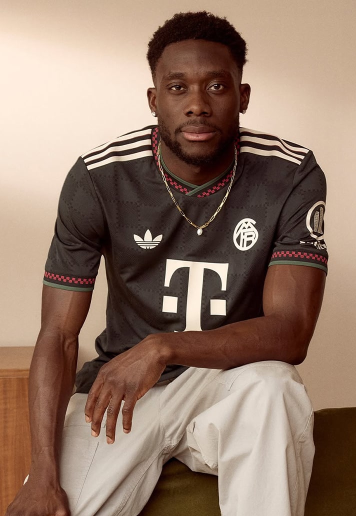 Camisa Bayern de Munique Third 2025/2026 - Versão Jogador Masculino - Adidas - Preta