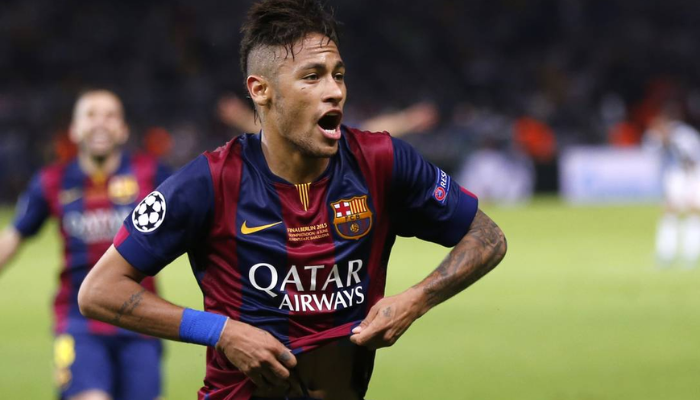 Camisa Barcelona retro Nike 2014/15 titular azul e grená, usada por Messi, Neymar e Suárez na conquista da Champions League.