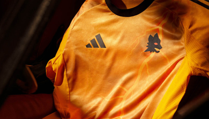 Camisa reserva Roma adidas 2025/26 laranja com raio em tom sobre tom
