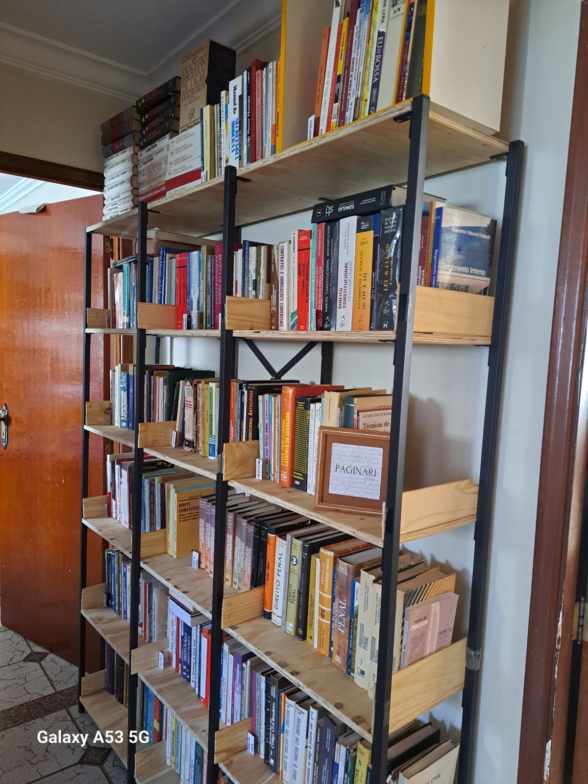 livros corredor