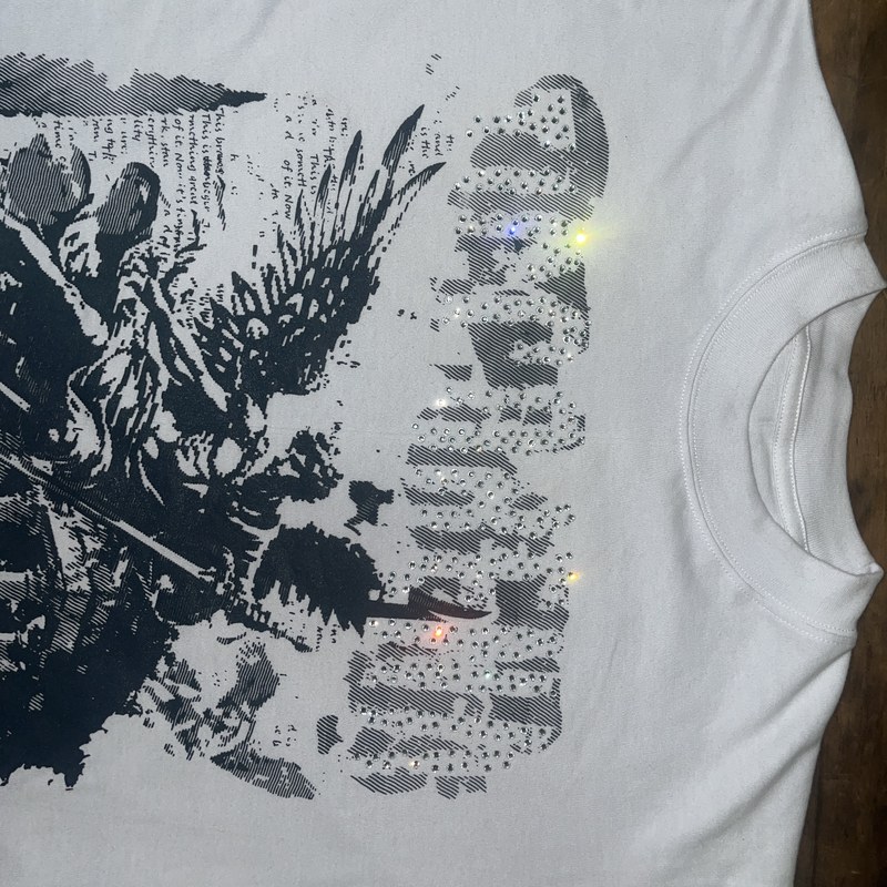 Remera TCRN San Miguel, detalle de los strass