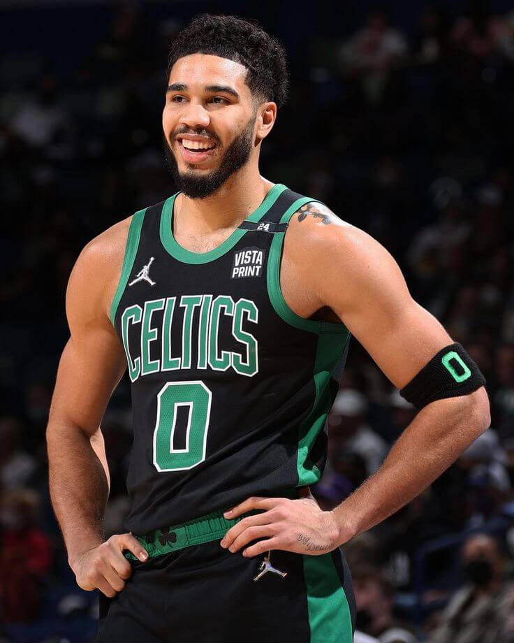 Camisa masculina Boston Celtics Statement Edition 20/21, preta com detalhes em verde, respirável, confortável e perfeita para torcedores e colecionadores