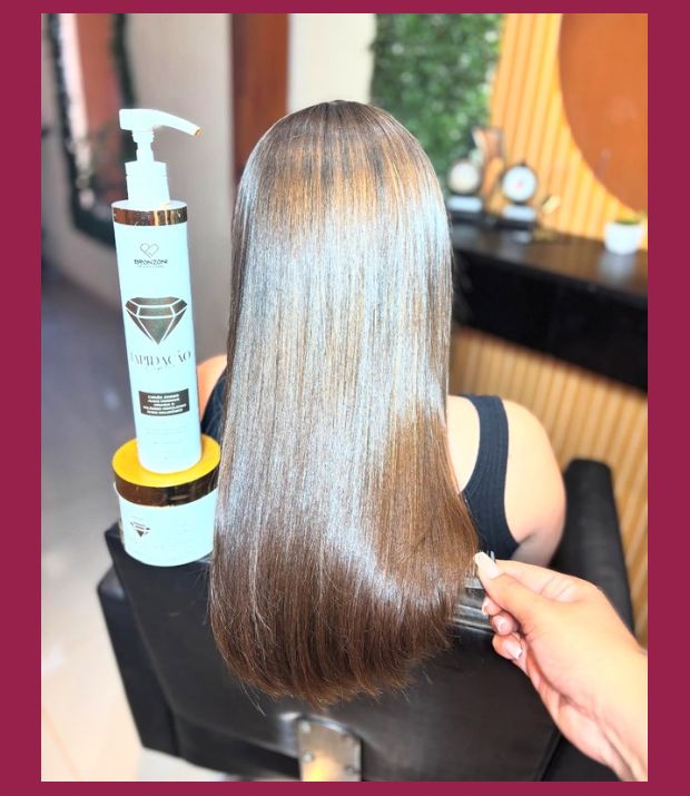 Cabelos lisos e tratados