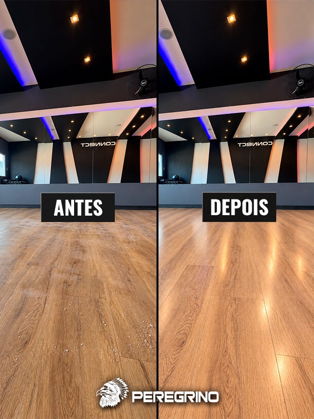 Piso vinílico antes e depois do Arbo — de opaco e sujo para limpo e brilhando