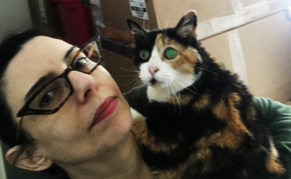 Gabriella e a gata Filó