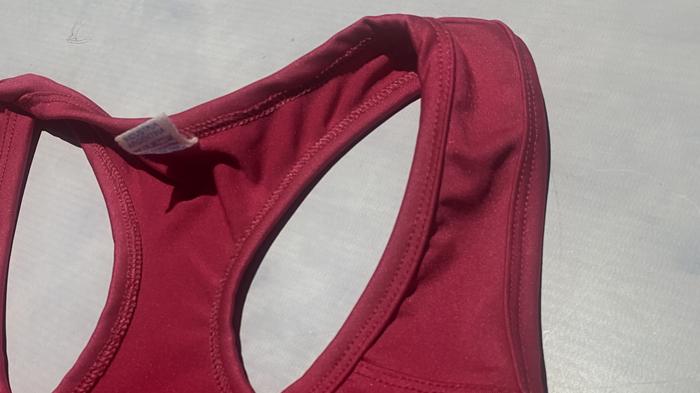 Detalle de tela Tops Alto Impacto FN Indumentaria