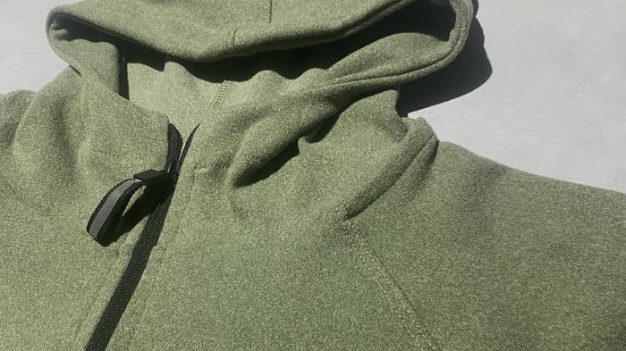 Detalle de tela Buzos Luxury Darlon FN Indumentaria