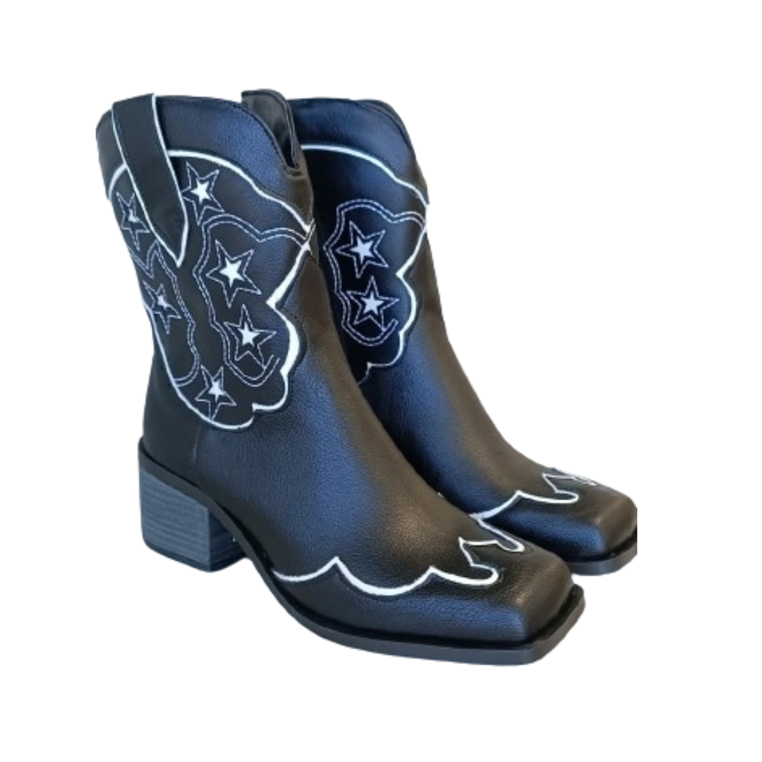 Bota country feminina com bordados western e bico estruturado Zi & Zi