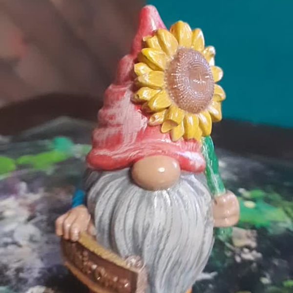 Pieza de yeso pintada por una clienta