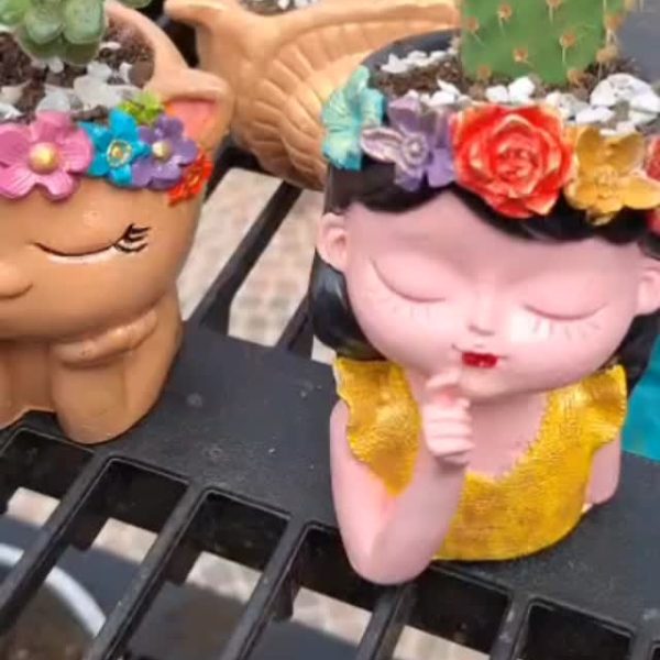 Pieza de yeso pintada por una clienta