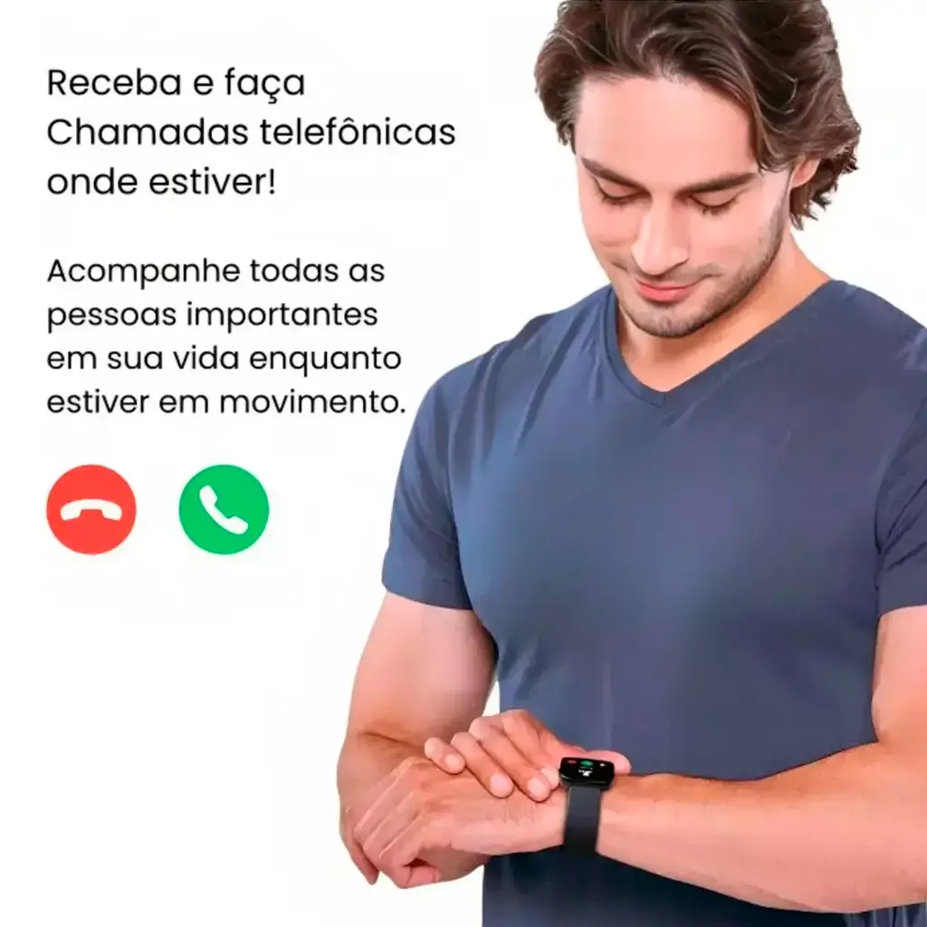 Homem olhando para seu Smartwatch Amazfit Bip 5 para atender a chamada telefônica