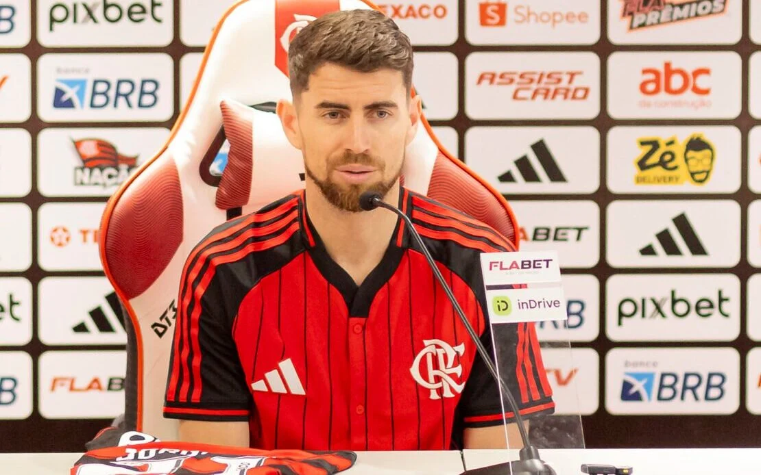 Flamengo lança uniformes e produtos para o Mundial de Clubes