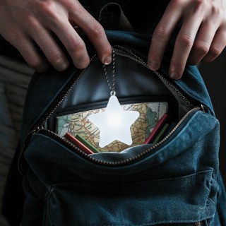 Solución luz led estrella para iluminar el bolso