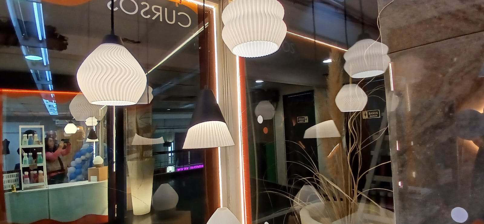 Lámparas Personalizables en local