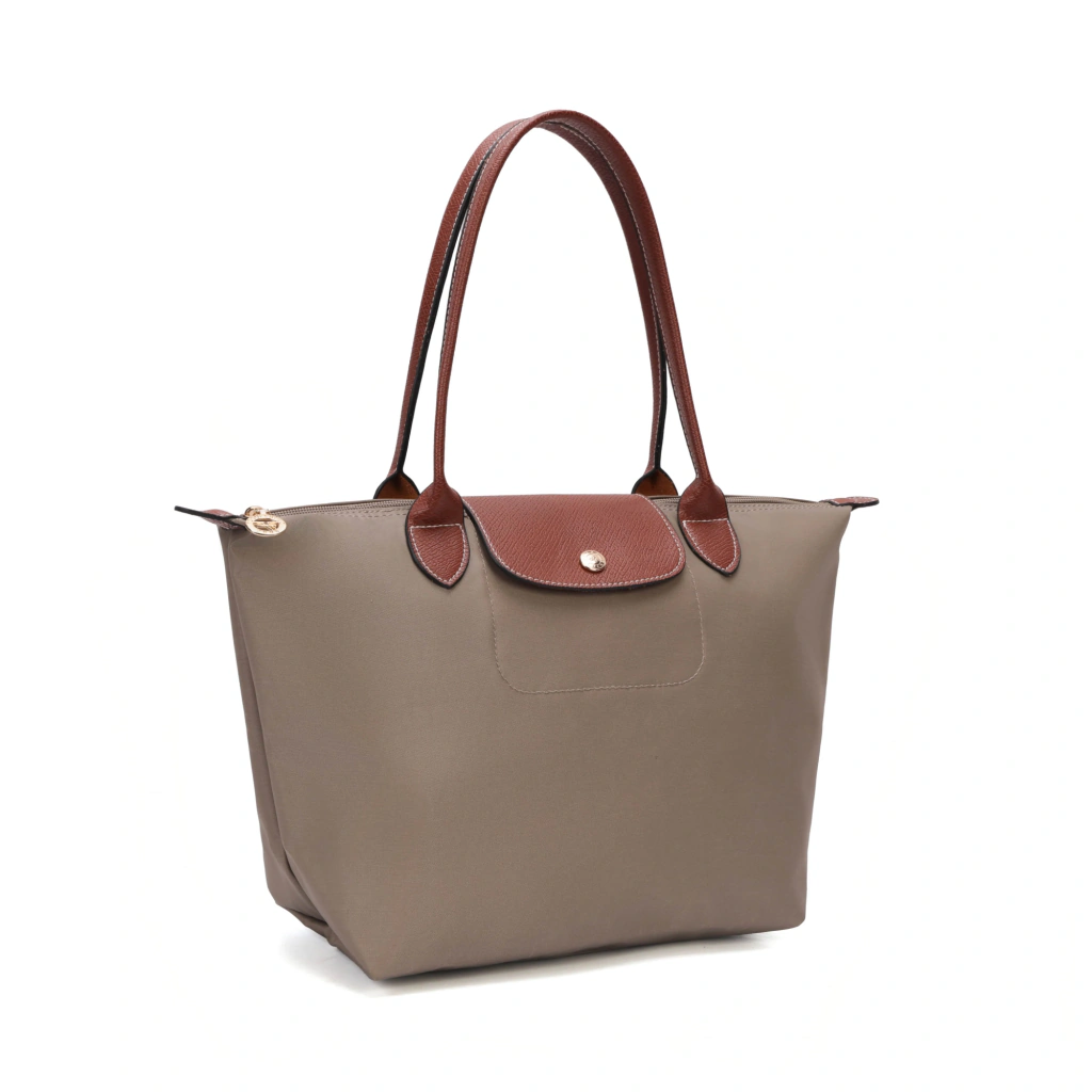 G — Bolsa Milão