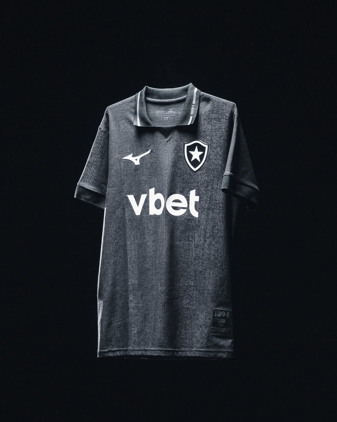 Detalhes da Camisa Botafogo Away 26/27 Mizuno