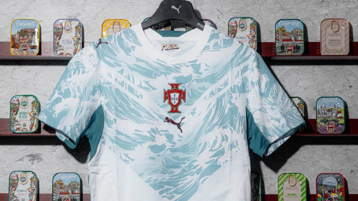 Camisa Portugal Away 2026 branca Puma torcedor