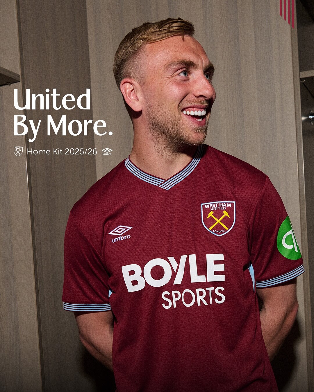 Camisa West Ham I 2025/26 Umbro - frente