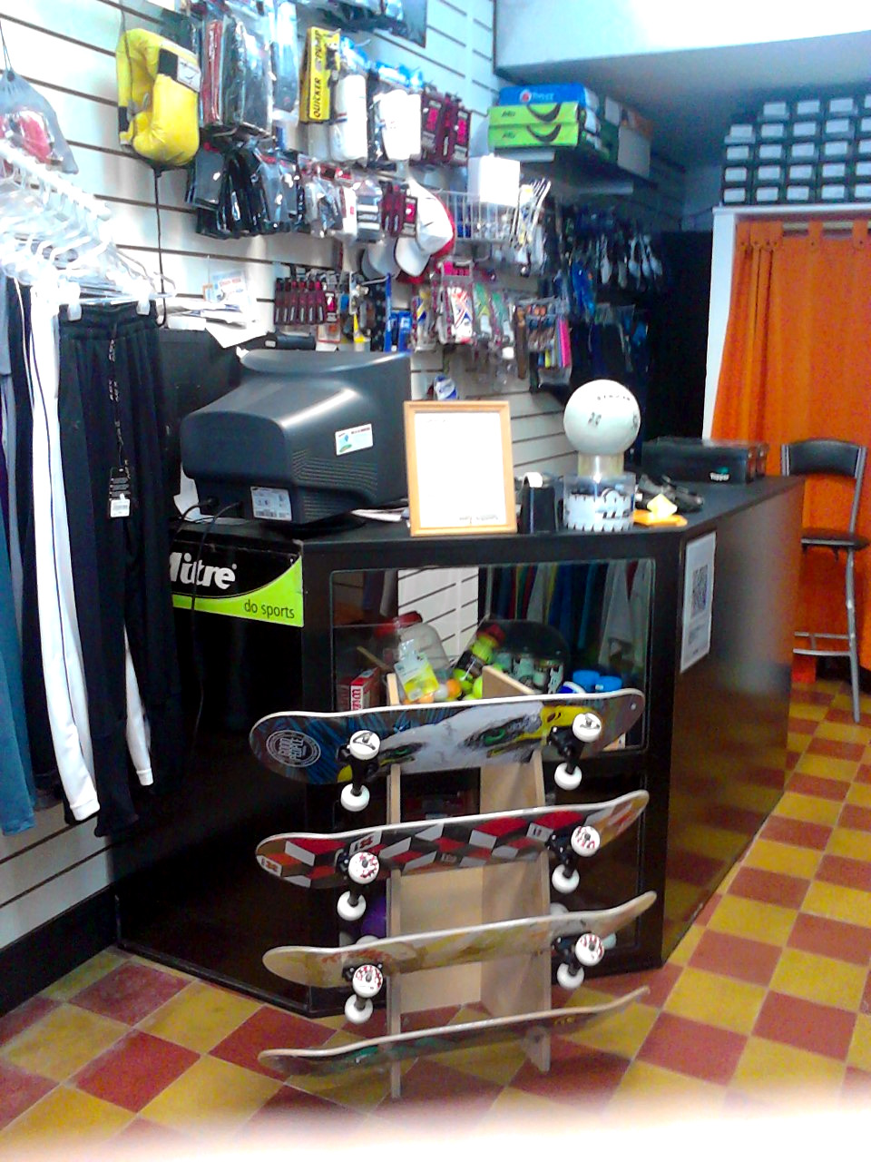 Interior del local Hay Equipo de General Alvear en 2009