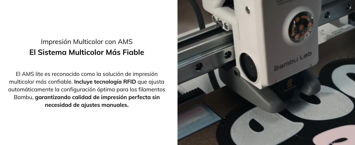 El combo integra calibraci&oacute;n autom&aacute;tica completa y compensaci&oacute;n activa de caudal, que ajusta en tiempo real la extrusi&oacute;n para mantener la precisi&oacute;n incluso a altas velocidades. La arquitectura CoreXY con rieles lineales met&aacute;licos garantiza movimientos r&aacute;pidos y estables, capaz de imprimir un benchy en 14 minutos sin perder definici&oacute;n. La boquilla de cambio r&aacute;pido simplifica el mantenimiento y adaptaci&oacute;n a diferentes materiales.