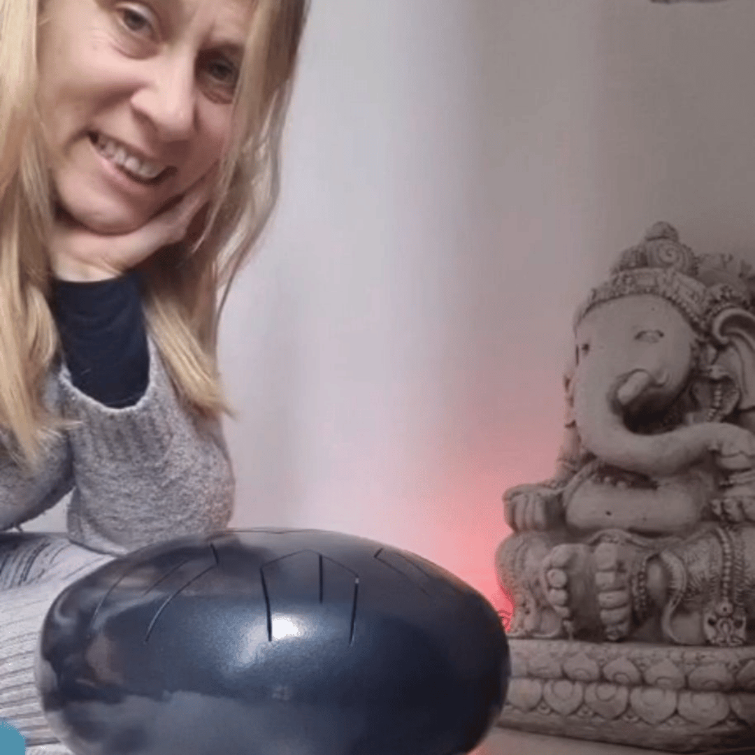 El tankdrum en un espacio de meditación