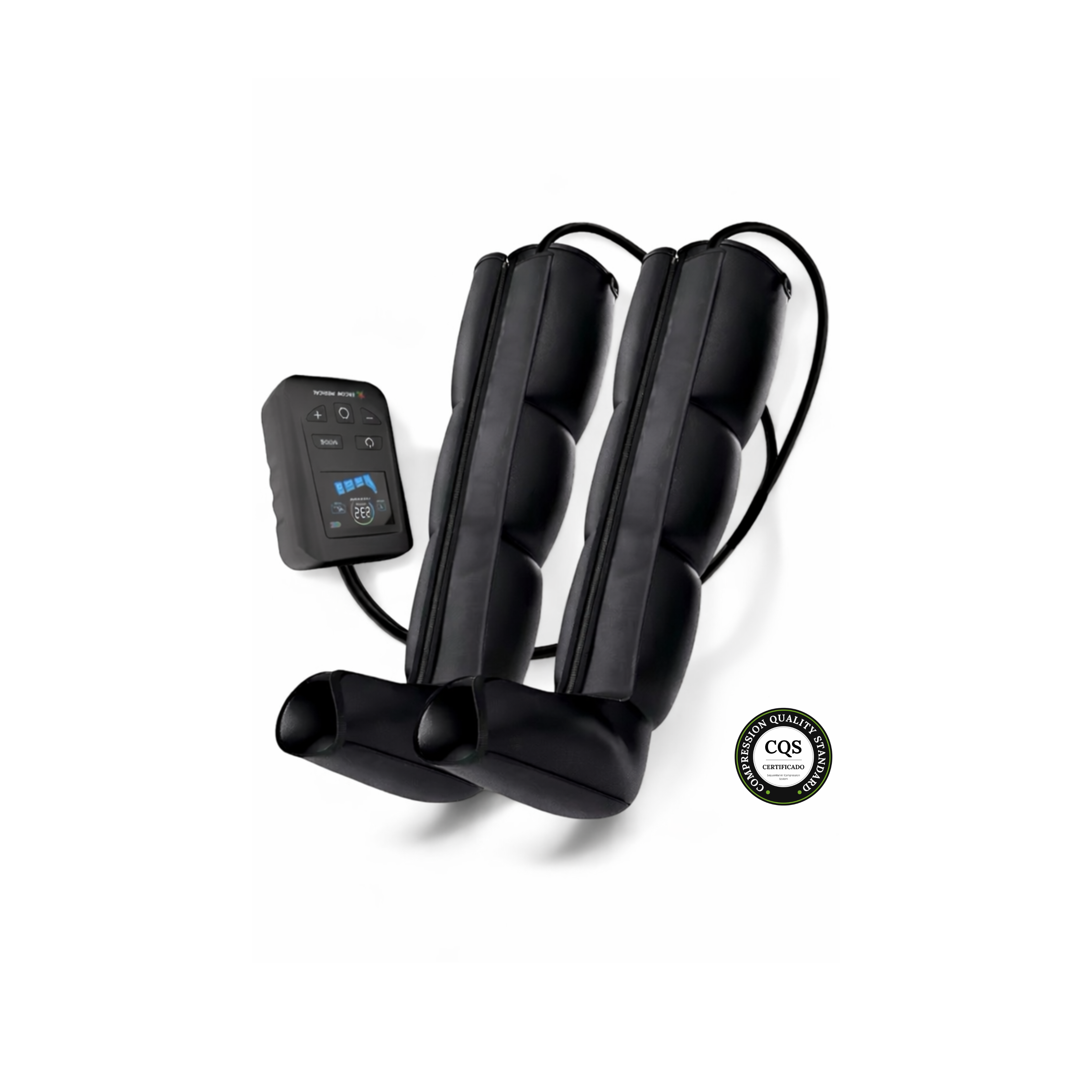 KineLegs con el control de mando en la mano