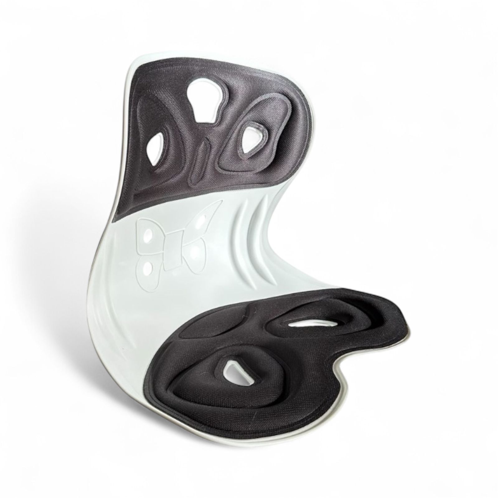 Apoyando BackFit sobre el asiento de una silla de oficina