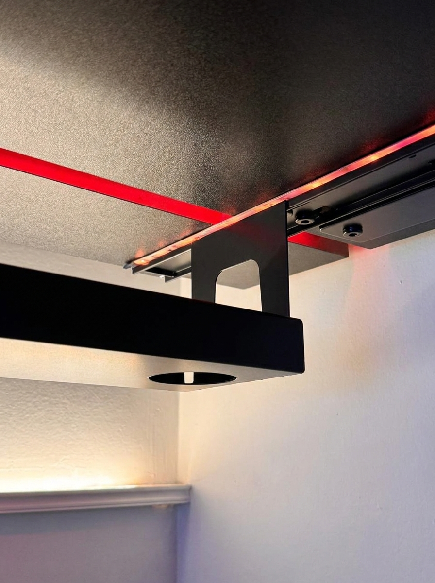 Bandeja portacables metálica integrada al frame del Z20 PRO Max
