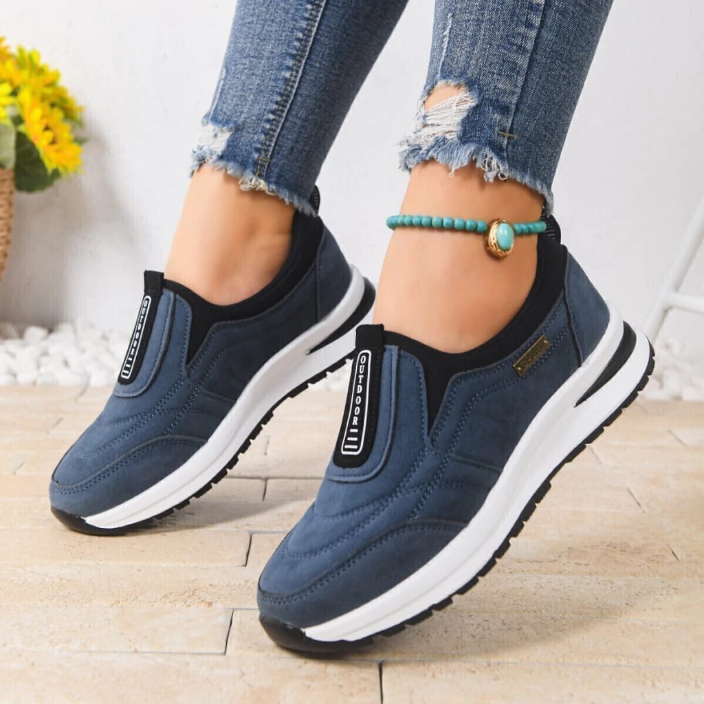 T&ecirc;nis feminino casual plus size confort&aacute;vel, modelo slip-on.