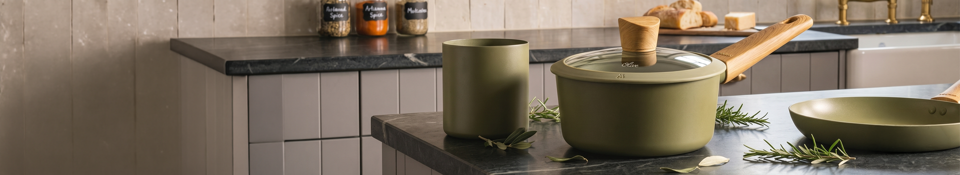 por-que-bateria-cocina-verde-estilo-comodidad-banner