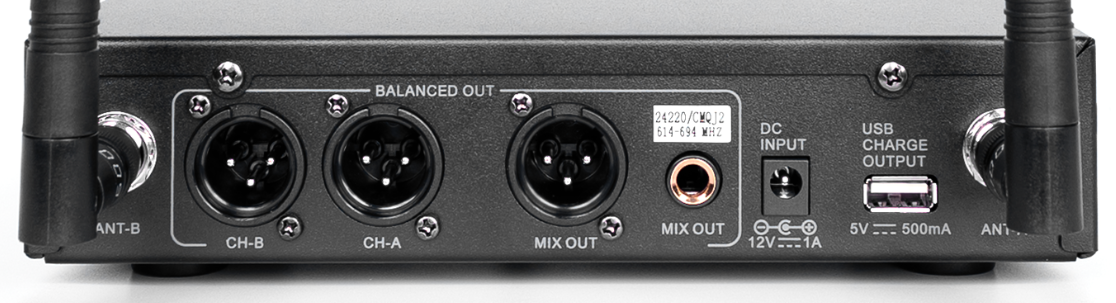 Sa&iacute;das XLR balanceadas MIX OUT XLR e P10 do receptor AX802M G2 com conectores BNC para antenas