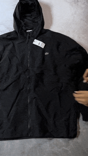 GIF: tejido liviano y respirable del rompevientos