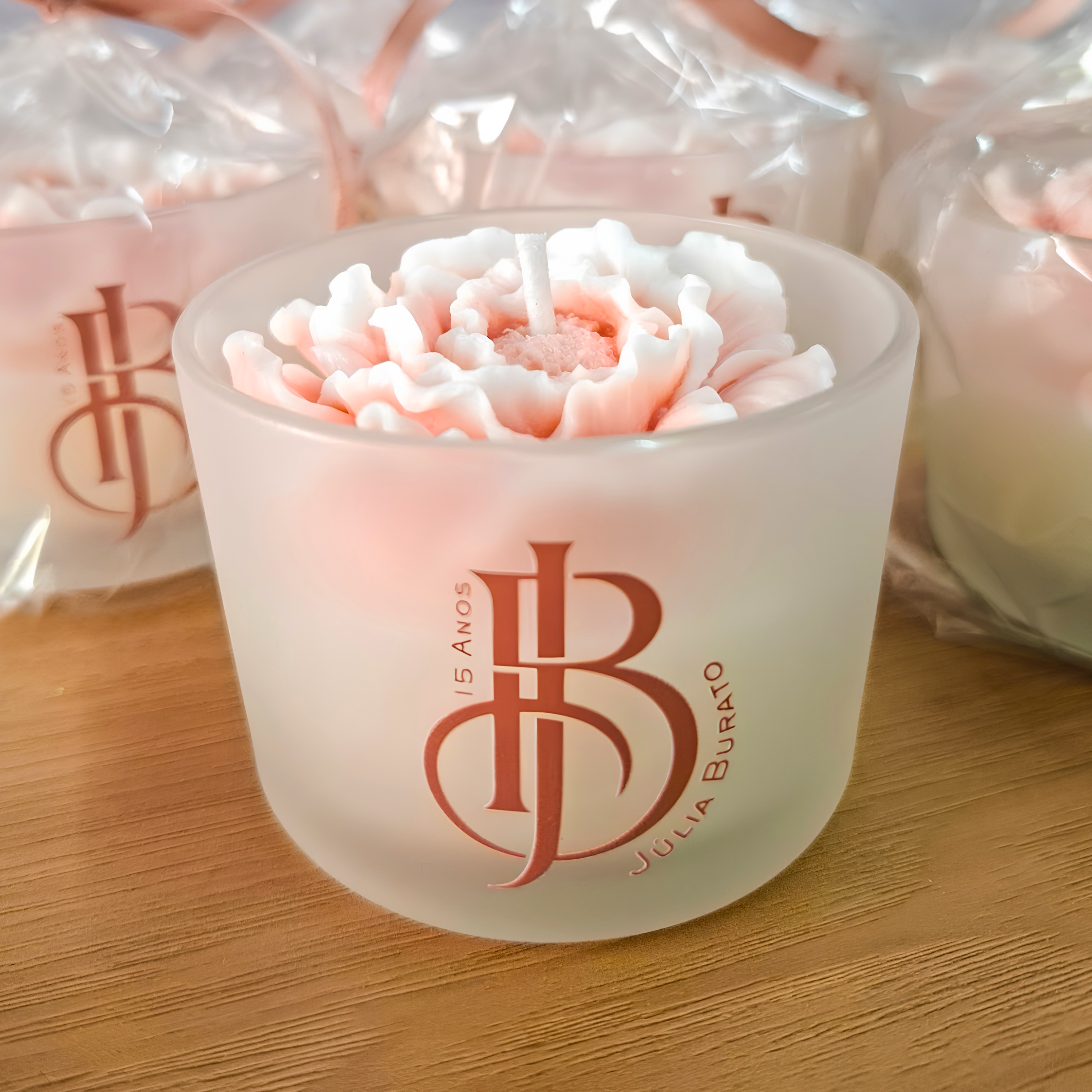 Lembrancinhas personalizadas com velas para aniversário