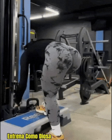Calzas Push Up Levantacola en acción