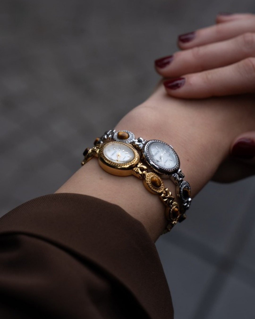 Timeless I dorado y plateado
