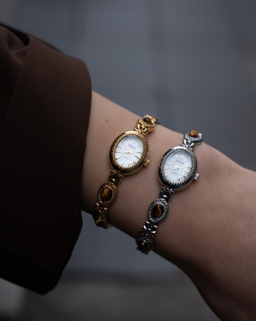 Timeless I plateado puesto