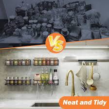 Bunoxea Rack de especiarias montado na parede, pacote com 4, organizador de  especiarias que economiza espaço para potes de especiarias e temperos,  organizador de especiarias pendurado com parafuso ou | Amazon.com.br